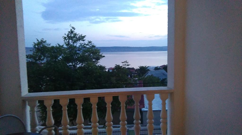 Apartments Veni Up Starigrad Paklenica Zimmer foto
