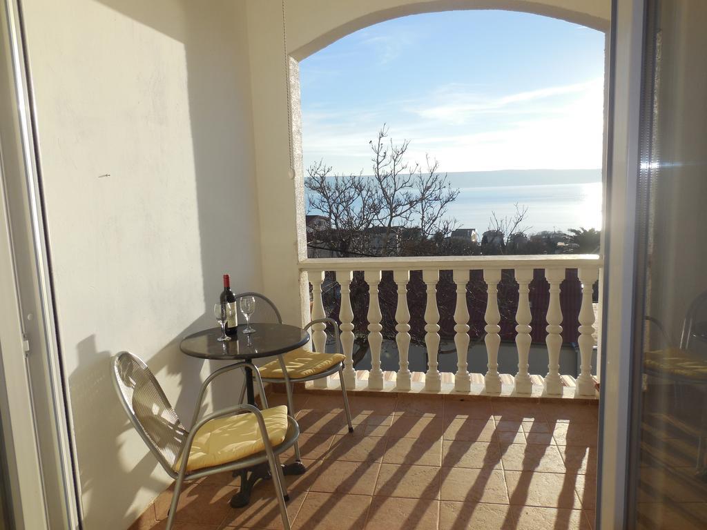 Apartments Veni Up Starigrad Paklenica Exterior foto
